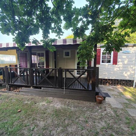Mobil Home Sainte-Eulalie-en-Born エクステリア 写真