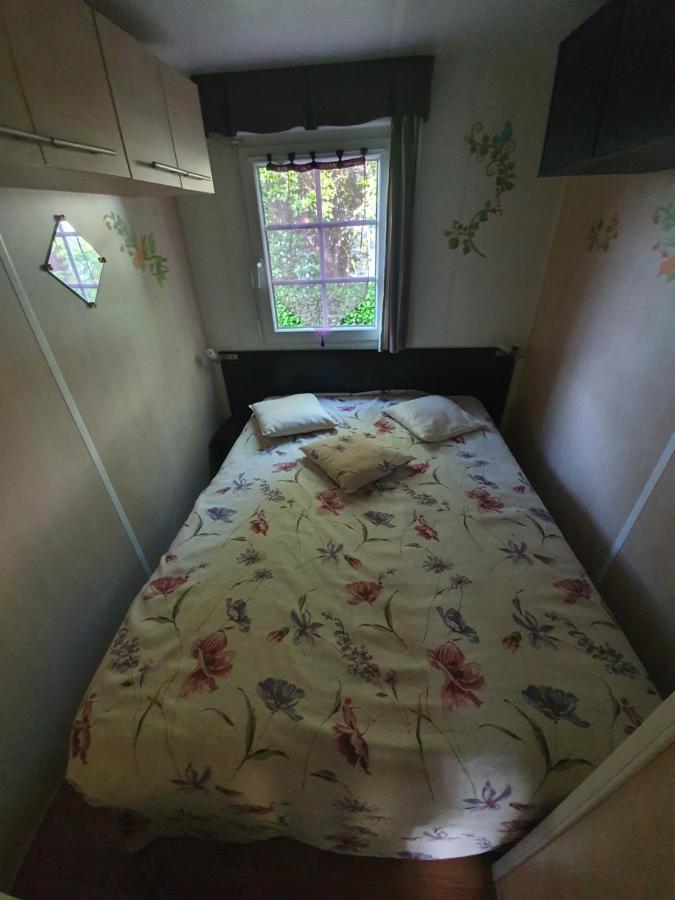 Mobil Home Sainte-Eulalie-en-Born エクステリア 写真